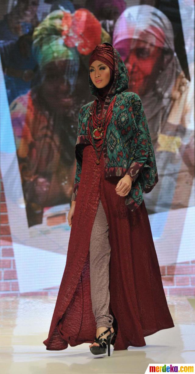 Foto Fashion show busana muslim  merdeka com