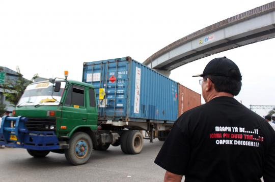 Merasa dimonopoli, Organda di Tanjung Priok mogok operasi