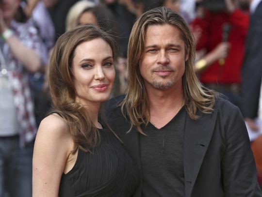 Penampilan perdana Angelina Jolie setelah operasi payudara