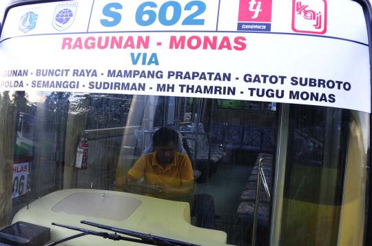 Bus Kopaja S602 Ragunan-Monas besok resmi mengaspal