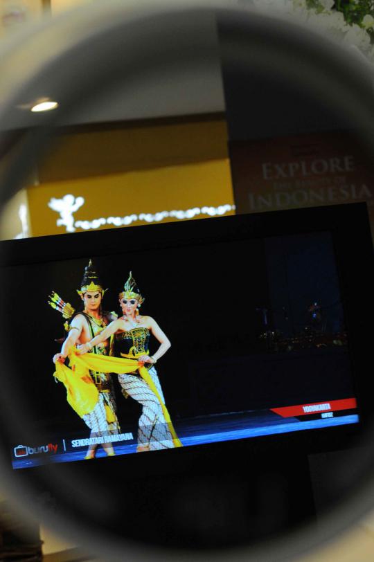 Pameran foto digital di Plaza Indonesia