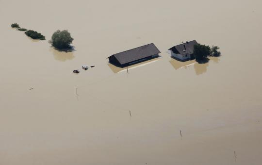 Banjir Eropa makin parah