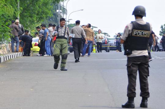 Temuan paket bom berisikan sampah gegerkan warga Depok