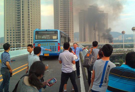 47 Penumpang tewas setelah bus listrik yang ditumpangi terbakar