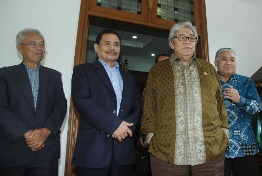Taufiq Kiemas, negarawan pencair kebekuan