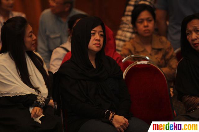 Foto : Wajah duka Megawati dan Puan Maharani| merdeka.com