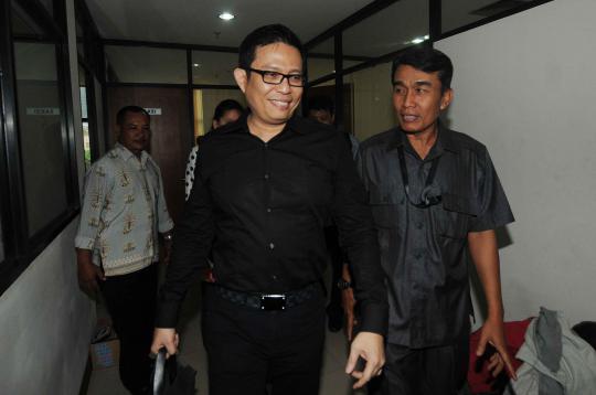 Terdakwa suap daging, Arya dan Juard dituntut 4,5 tahun bui