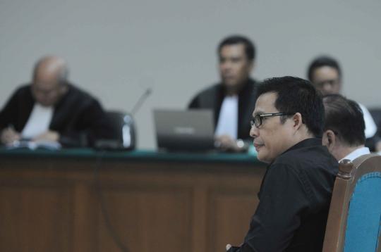 Terdakwa suap daging, Arya dan Juard dituntut 4,5 tahun bui