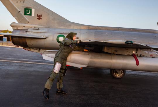Ayesha Farooq, pilot tempur cantik pertama Pakistan