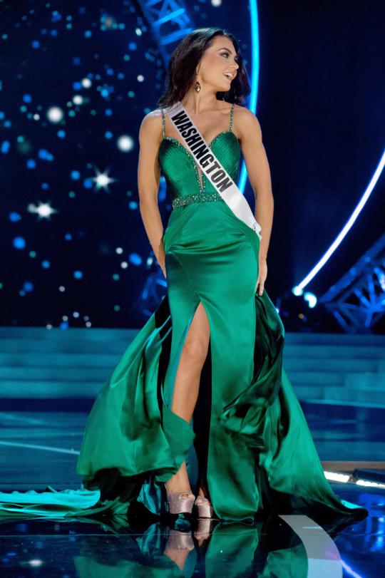 Daya tarik para wanita di malam Miss USA 2013