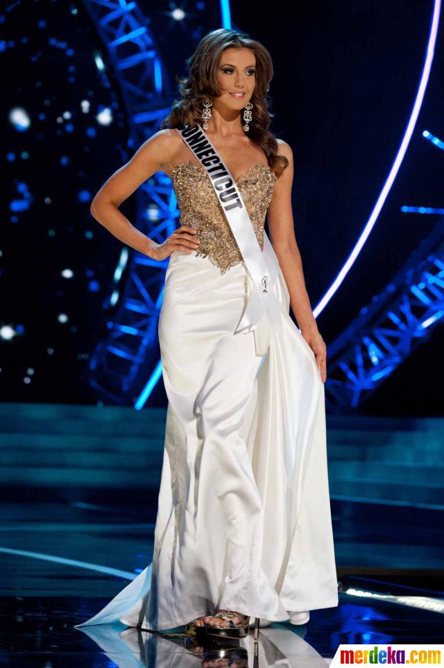 Foto : Daya tarik para wanita di malam Miss USA 2013 