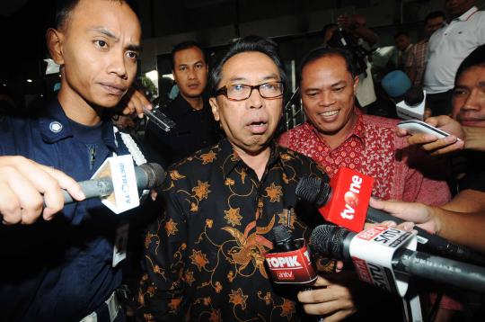 Wakil Ketua MK Achmad Sodiki penuhi undangan KPK