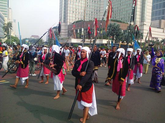 Kemeriahan parade budaya Lombok-Sumbawa di Bundaran HI