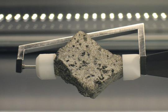 Menengok museum meteorit di Wina