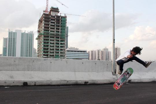 Pembangunan mogok, jalan layang Casablanca buat main skateboard