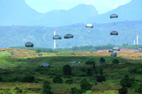 Kostrad dan tentara AS latihan perang bersama di Karawang
