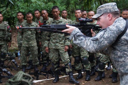 Kostrad dan tentara AS latihan perang bersama di Karawang