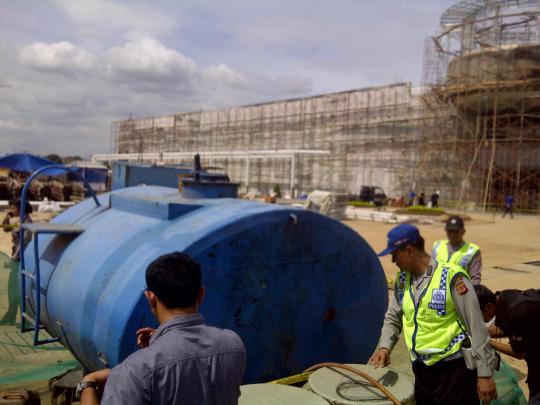 Polisi temukan timbunan 1 ton BBM di proyek Lotte Mart Bogor