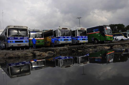 Nestapa angkutan umum jelang kenaikan harga BBM