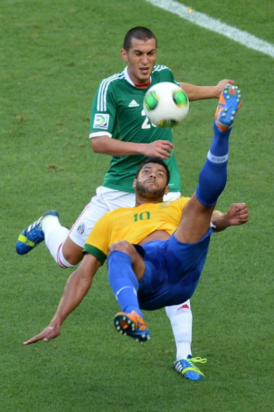 Neymar antar tim 'Samba' ke semifinal Piala Konfederasi 2013