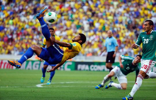 Neymar antar tim 'Samba' ke semifinal Piala Konfederasi 2013