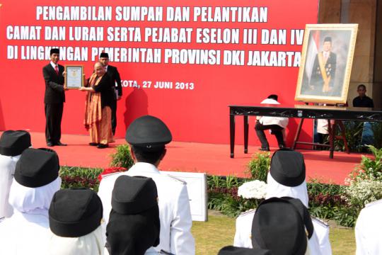 Jokowi pecahkan rekor MURI melantik 415 pejabat dalam sehari