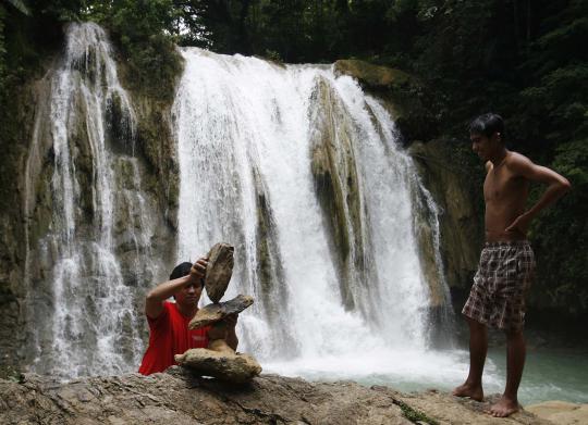 Meresapi keindahan nilai seni keseimbangan batu