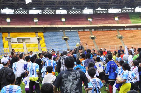 Diego Maradona di Senayan