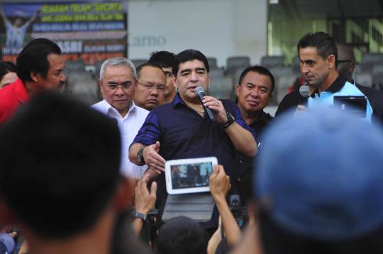 Diego Maradona di Senayan