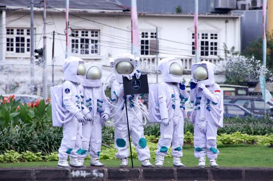 Ada astronot di jalanan Ibukota