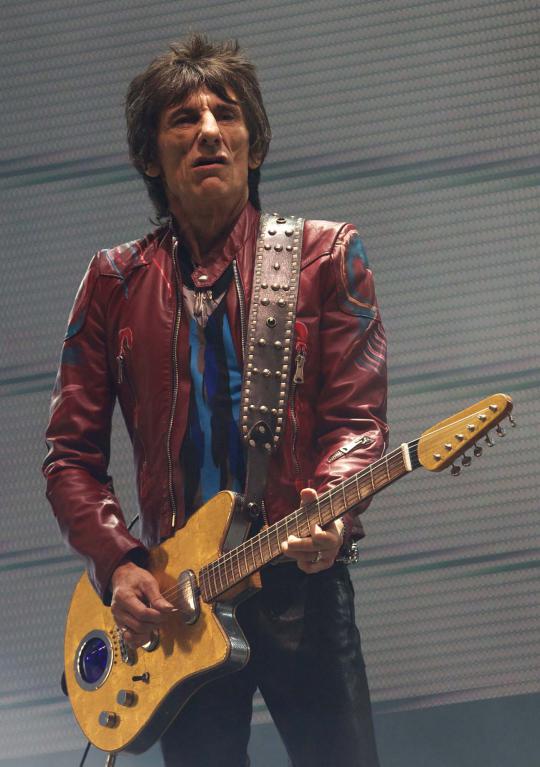 Aksi 50 tahun The Rolling Stones hipnotis ratusan ribu penonton