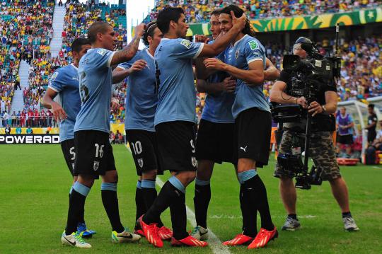 Italia mengalahkan Uruguay di Piala Konfederasi 2013