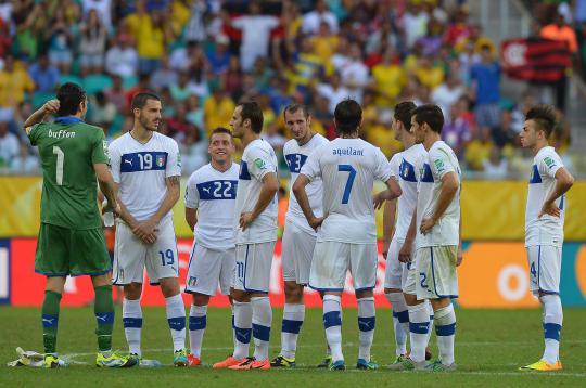 Italia mengalahkan Uruguay di Piala Konfederasi 2013