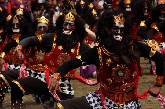 Pesta rakyat di dataran tinggi Dieng