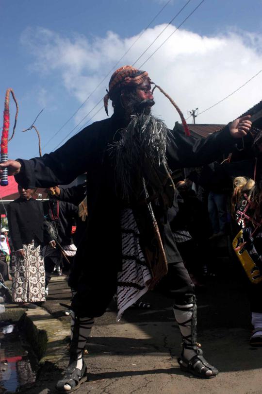 Pesta rakyat di dataran tinggi Dieng