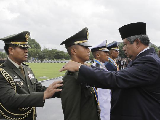 Presiden SBY lantik perwira muda TNI-Polri