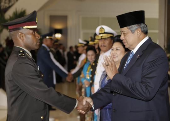 Presiden SBY lantik perwira muda TNI-Polri