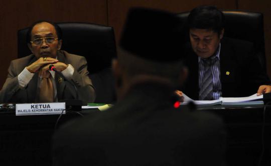 Terlibat suap, Hakim Tipikor Palu Asmadinata dipecat