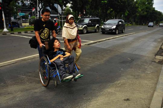 Jokowi ajak para penyandang disabilitas nikmati fasilitas umum