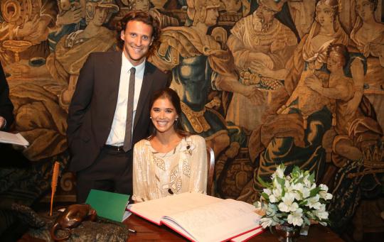 Kebahagiaan Diego Forlan lepas masa lajang bersama Paz Cardoso
