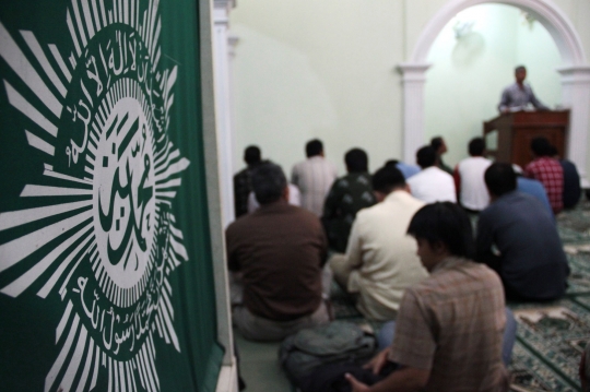 Jemaah Muhammadiyah jalani salat tarawih perdana