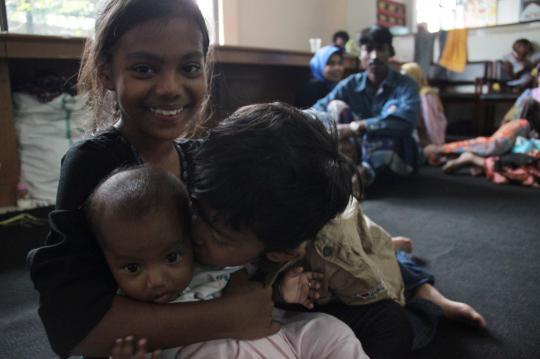 Kondisi anak-anak Rohingya yang memprihatinkan di kantor YLBHI