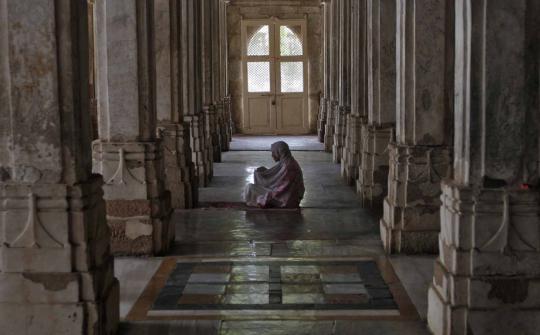 Kekhusyukan salat dan doa dalam kesendirian