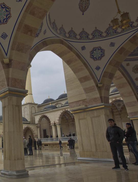 Masjid Akhmad Kadyrov di Grozny, kebanggaan Muslim Chechnya