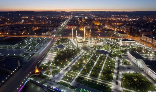 Masjid Akhmad Kadyrov di Grozny, kebanggaan Muslim Chechnya