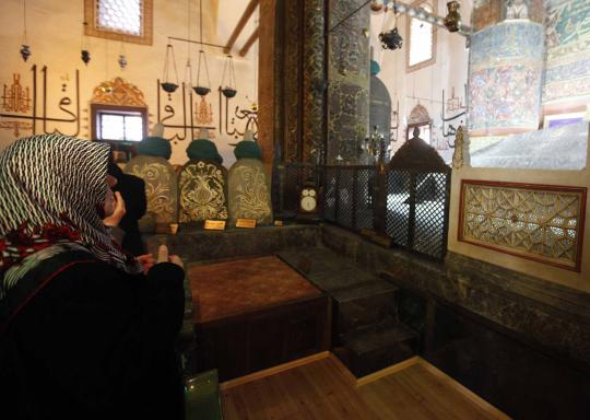 Menengok makam Jalaludin Rumi di Turki