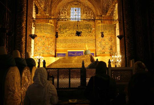 Menengok makam Jalaludin Rumi di Turki