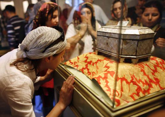 Menengok makam Jalaludin Rumi di Turki