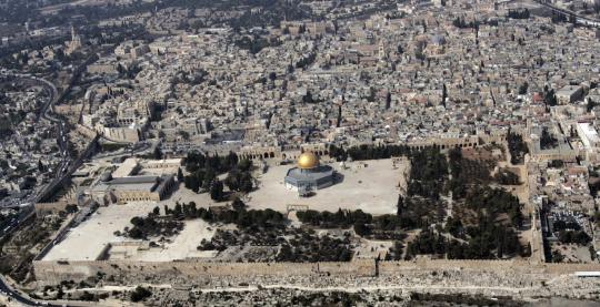 Pemandangan Masjidil Aqsa di Yerusalem dari udara