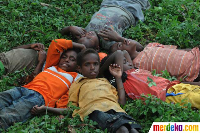 Foto Potret kehidupan anak anak Suku Baliem di Papua  